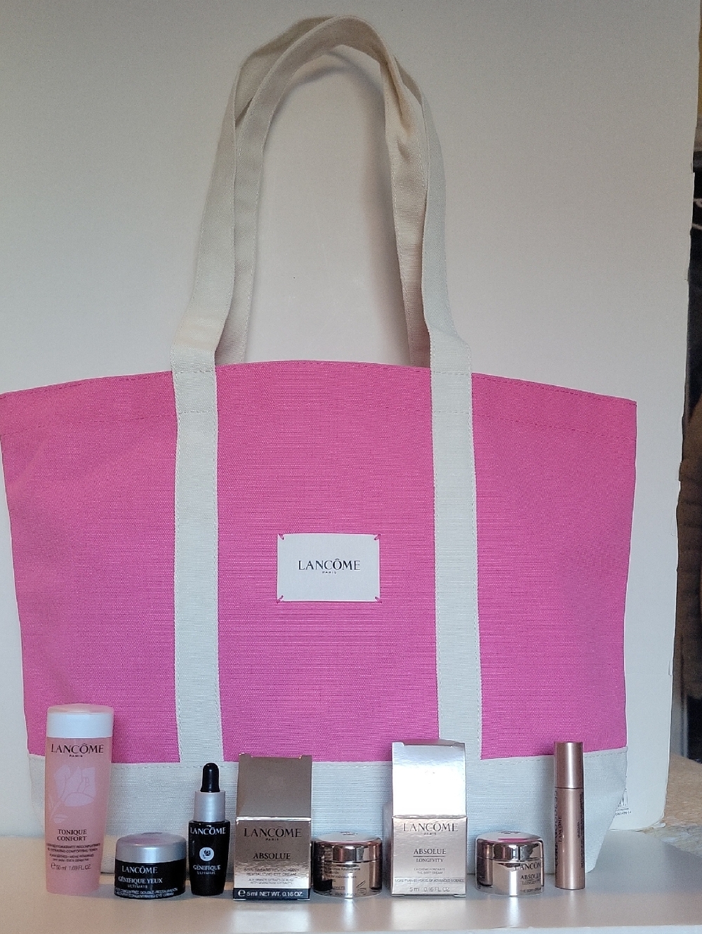 Lancôme Pink and White Tote with Skincare & MINI Tavel Makeup Set
